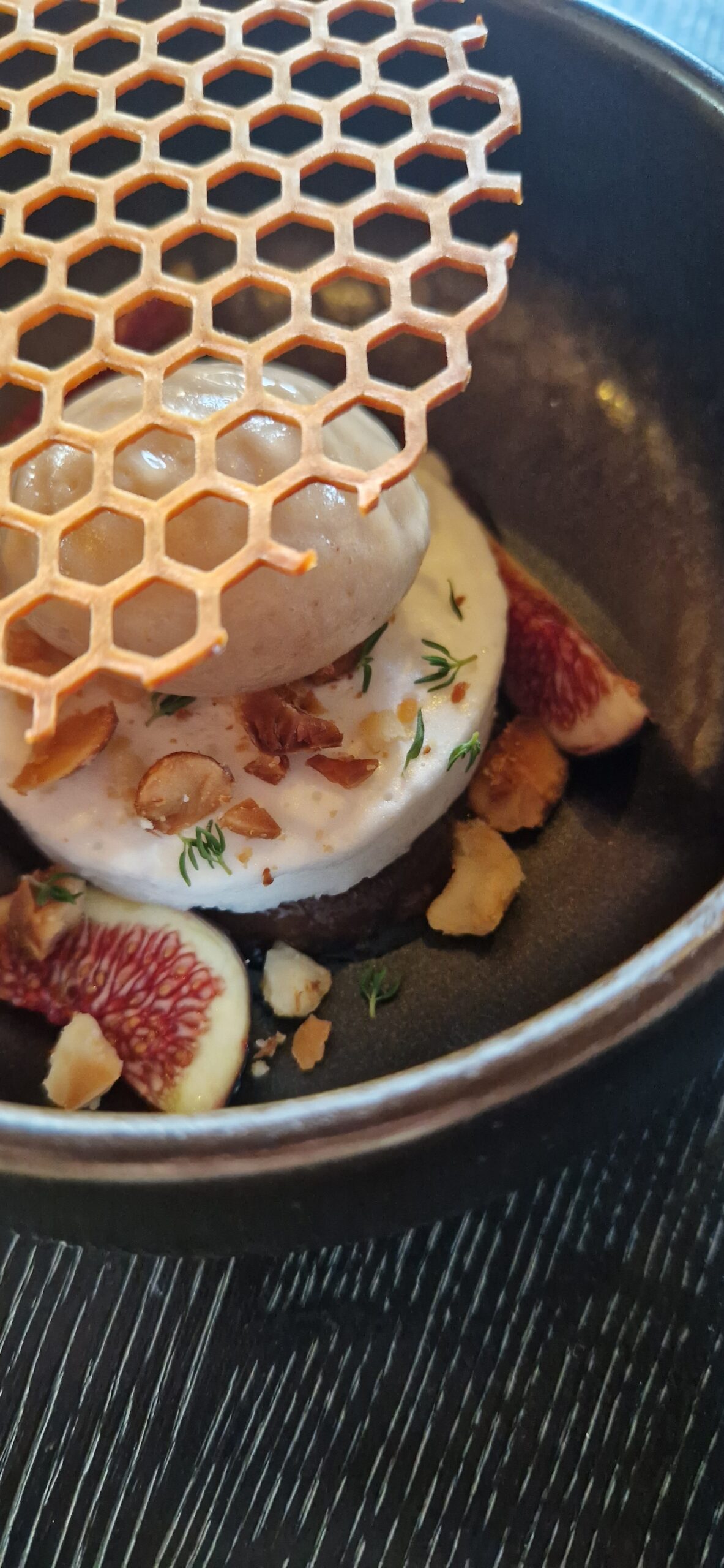 Figues Thym Macadamia Ze Fork | restaurant au bord du lac | Vevey